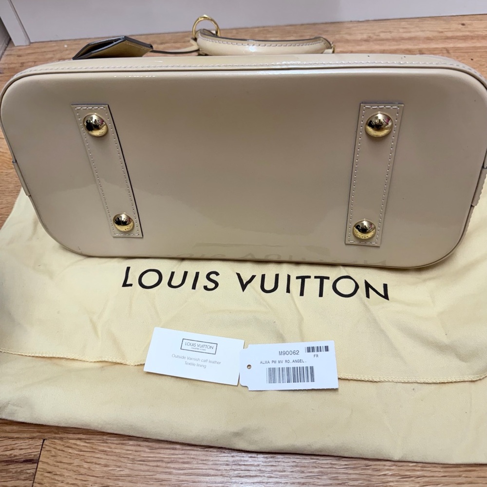 Authentic Louis Vuitton Beige Satchel - Picture 3 of 5